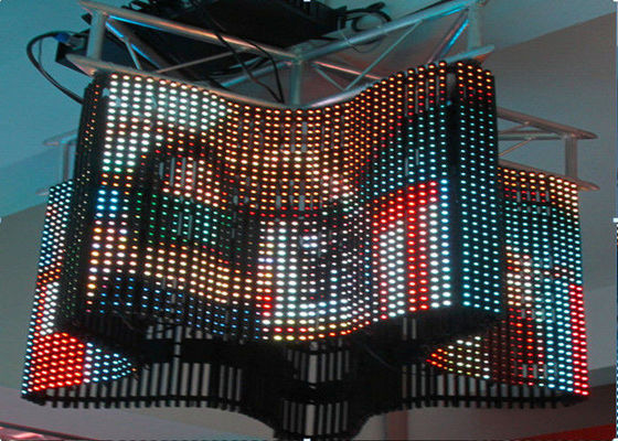 Programmierbare flexible LED Vorhang-Anzeigen-farbenreicher hochauflösender Bildschirm P4