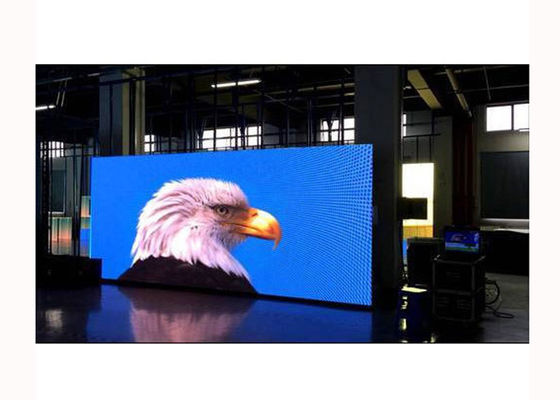 SMD-Schwarzes P6 farbenreiche Nissen-Weiße-Innenhelligkeit LED-Anzeigen-900 - 1500